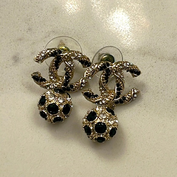 CHANEL Accessories - Chanel earrings